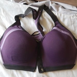 Victoria's Secret Incredible sports bra